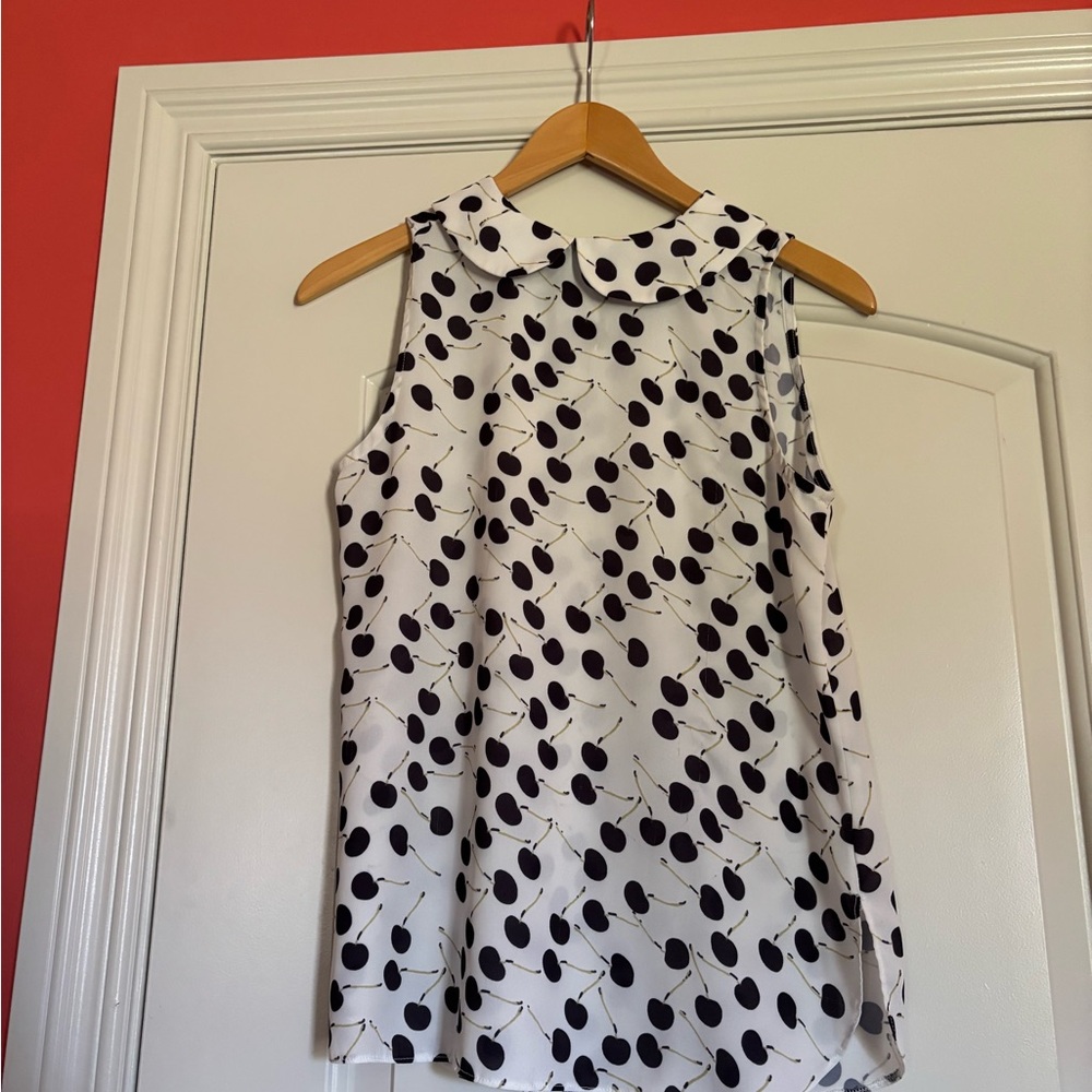 A COLLECTION Size Small Cherry Stem Sleeveless Women's Top with collar